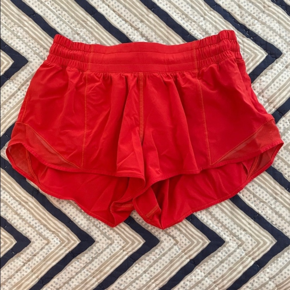 COPY - red lulu hotty hots